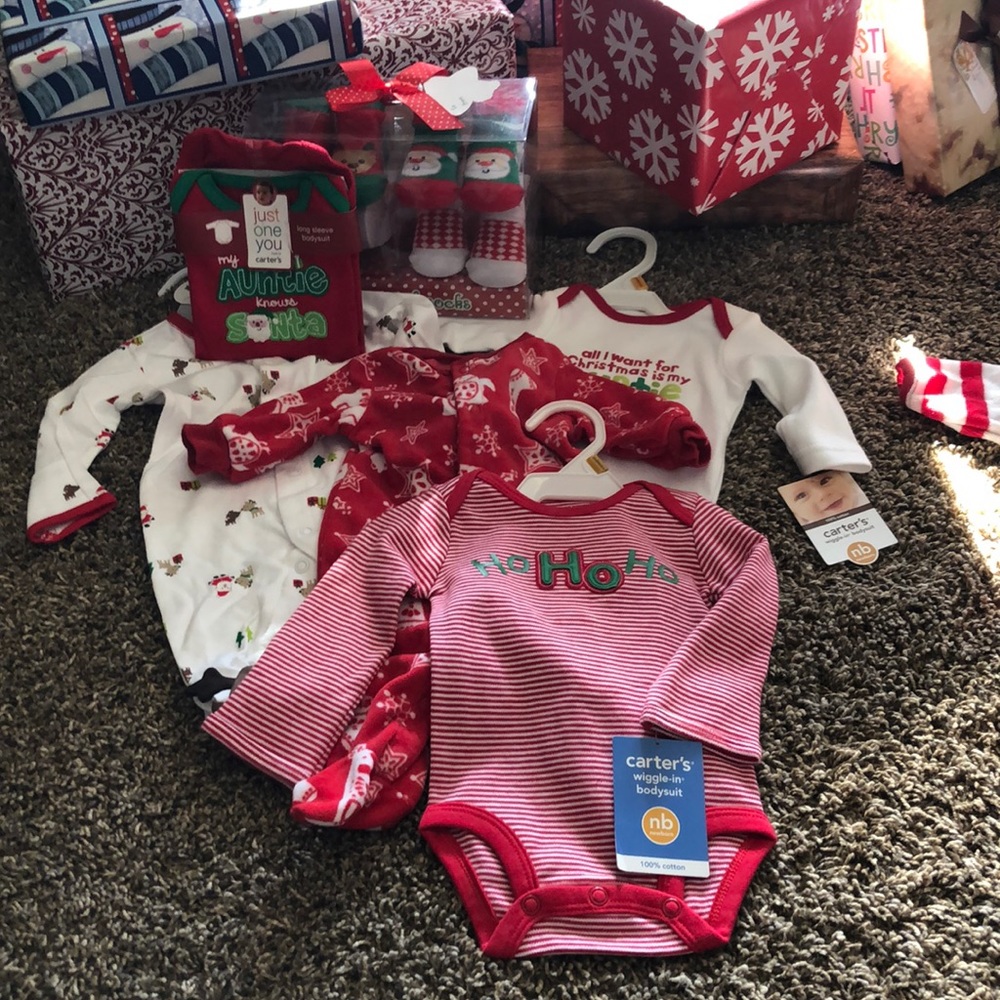 Newborn Christmas Outfits 🎅🏻🤶🏼